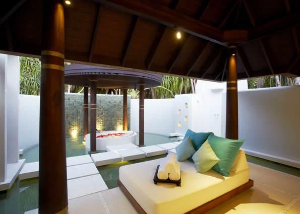 Anantara Kihavah Villas - Bathroom