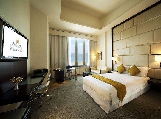 Regal Airport Hotel Hong Kong - Regal Club Room