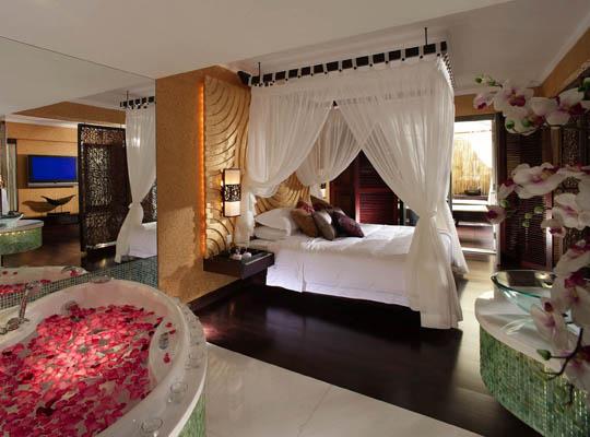 Regal Airport Hotel Hong Kong - OM Spa Suite