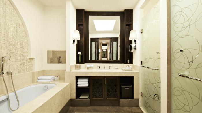 St. Regis Doha - Bathroom