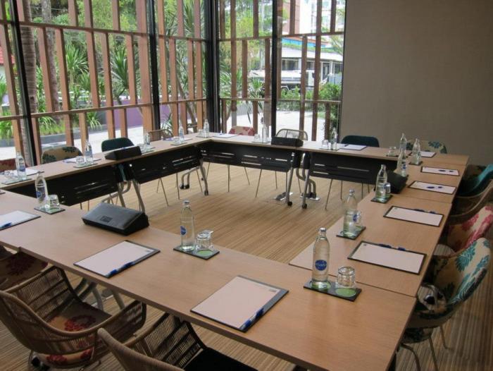 Holiday Inn Express Phuket Patong Beach Central - Meeting Room