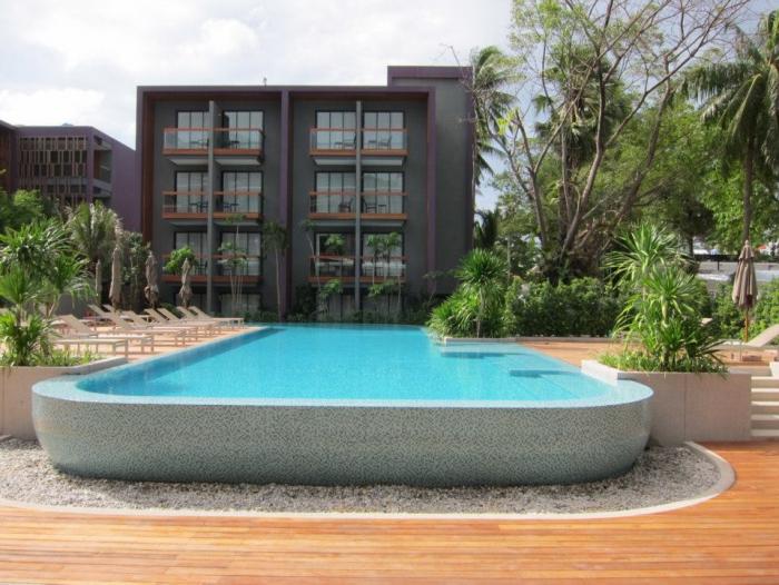 Holiday Inn Express Phuket Patong Beach Central - Pool