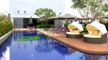Aloft Bangkok - Pool