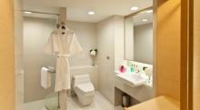 Glow Pratunam Hotel - Deluxe Bathroom