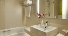 Pullman Dubai Deira City Centre - Bathroom