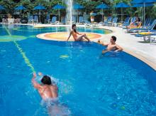 Regal Airport Hotel Hong Kong - Outdoor Swimming Pool