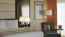 Ritz-Carlton Abu Dhabi, Grand Canal - Deluxe Room
