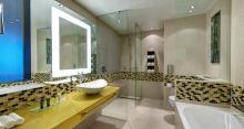 Hilton Frankfurt Airport Hotel - Bathroom